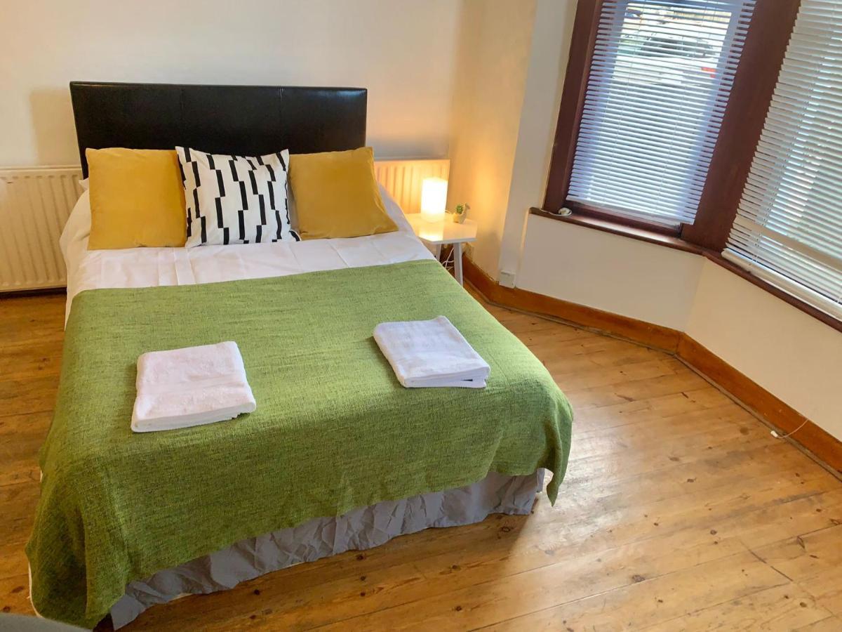 Balham, South Spacious 1, 6 Available Hospedagem domiciliar